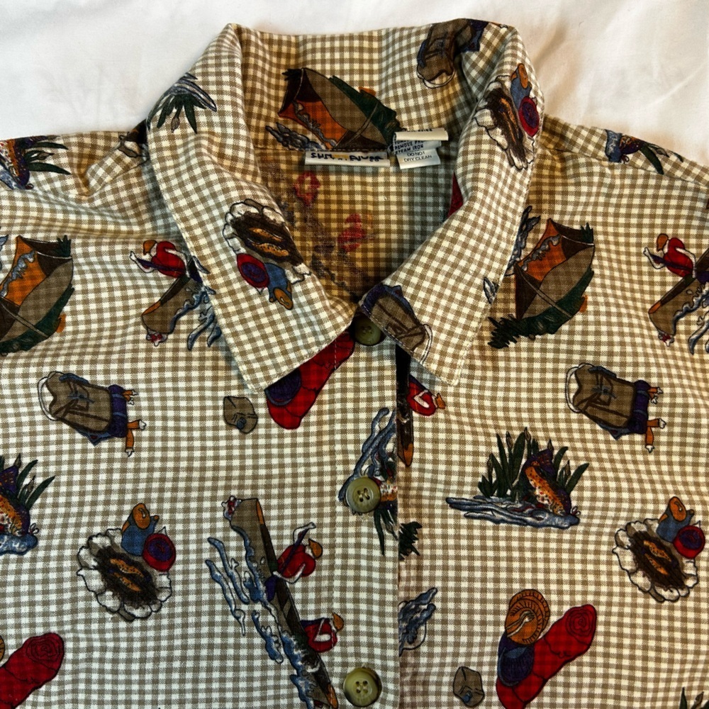 Adorable Vintage Camping Themed Buttondown XL